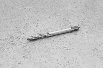 Метчик спиральный правый HSS М6х1,0мм