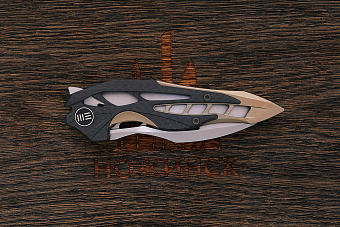 Складной нож We Knife Arrakis, сталь M390, рукоять карбон/титан черно-золотой