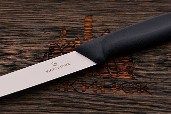 Нож кухонный Victorinox овощной 100мм, сталь Dauphinox, рукоять PP 