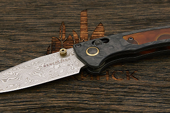 Складной нож Benchmade Mini Crooked River #572, сталь дамаск, рукоять карбон