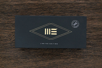 Складной нож We Knife Tyche (limited edition #123 of 150), сталь M390, рукоять карбон/титан