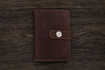 Обложка для паспорта и автодокументов с ножом коричневая