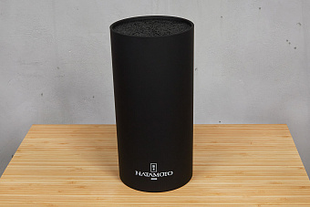 Подставка универсальная Hatamoto для ножей до 210мм черный