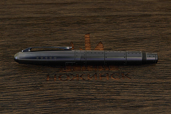 Титановая тактическая ручка Дмитрия Стрельцова «Ас. Mad Russian»