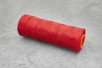 Нить вощеная 1,0мм. Гамма-4 (гранатовая)