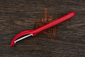 Овощечистка Victorinox, модель 7.6075, рукоять нейлон красный