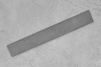 Сталь M390 (2,6мм), полоса 240×38мм, ТО 62-63HRC, отпуск 180°С