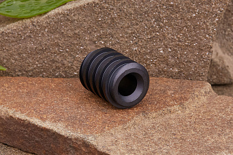 Титановая бусина на темляк XL «Спираль» черный