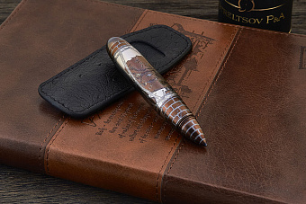 Авторская титановая ручка Дмитрия Стрельцова «Цеппелин. Bad Teddy за решеткой»