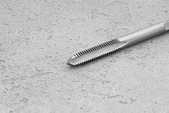 Метчик прямой правый HSS М2,5х0,45мм