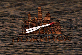 Пинцет большой, красный