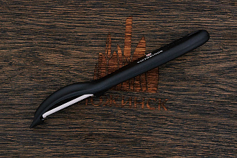 Овощечистка Victorinox, модель 7.6075, рукоять нейлон черный