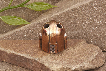 Бусина на темляк Шлем Мандалорец от мастерской Крымская бронза