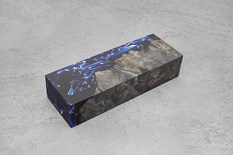 Гибрид из акрила и стабилизированной древесины, блок 131×47×28мм Т19