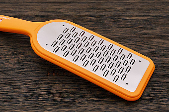 Терка с чехлом-контейнером Victorinox, среднее сечение