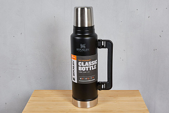 Термос Stanley Classic 1,4L черный
