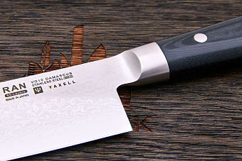 Нож кухонный Yaxell Ran гранд шеф 255мм, сталь VG-10 в обкладках из дамаска