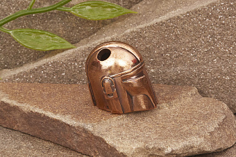 Бусина на темляк Шлем Мандалорец от мастерской Крымская бронза