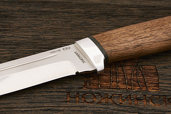 Нож туристический АиР Бекас, клинок 135мм, сталь 100Х13М, рукоять орех