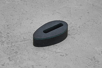 Больстер из G10-extra 10мм, 37x20мм, с зеленым спейсером 1,0мм