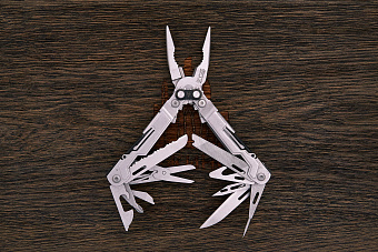 Мультитул SOG Power Pint (18 функций)