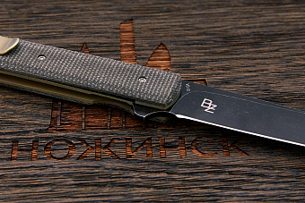 Складной нож Böker Urban trapper linear, сталь VG-10, рукоять микарта