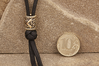 Бусина на темляк Руна Кеназ от мастерской Крымская бронза