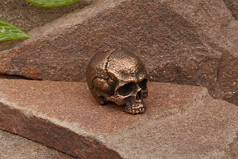 Бусина на темляк «Череп» Т3