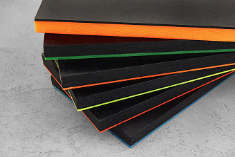 Микарта, плашка 130x80x10(+)мм, с зелёным спейсером 2,0мм