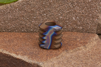 Титановая бусина на темляк «Радиатор» термо