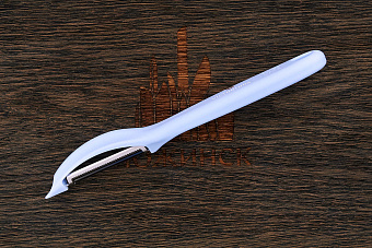 Овощечистка Victorinox, модель 7.6075, рукоять нейлон голубой