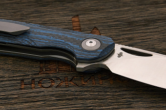 Нож складной Bestech Falko, клинок 92мм, сталь 154CM, рукоять карбон/G10