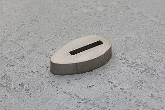 Больстер из титана 8мм, 37x20мм