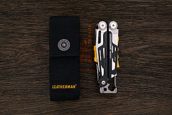 Мультитул Leatherman Signal (19 функций)