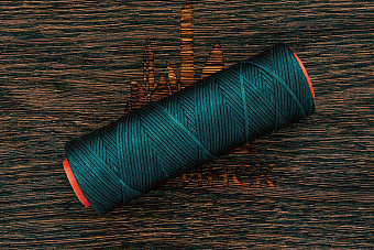 Нить вощеная 1,0мм. Гамма-6 (изумрудная)