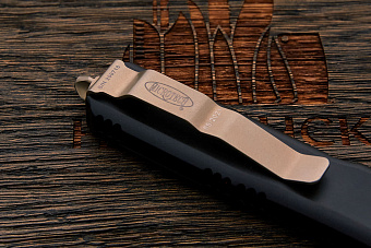 Автоматический складной нож Microtech Ultratech T/E, сталь M390, рукоять алюминий черный/бронза