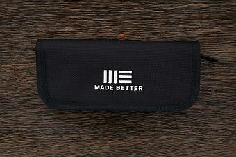 Складной нож We Knife Arrakis, сталь M390, рукоять карбон/титан черно-золотой