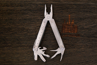 Мультитул SwissTool Plus (38 функций)