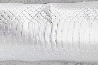 Кожа змеи 580×60-80мм (серебристая глянцевая)