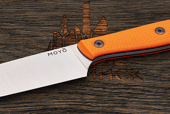 Нож кухонный MOYO Аппарель универсальный 145мм, сталь AR-RPM9, рукоять G10-extra оранжевый