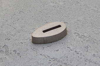 Больстер из титана 8мм, 34x18мм