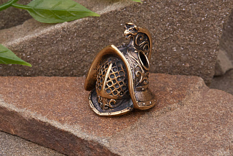 Бусина на темляк Шлем гладиатора от мастерской Крымская бронза