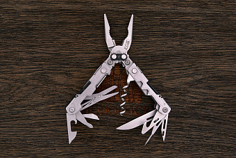 Мультитул SOG Power Litre (17 функций)