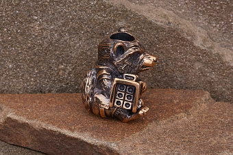 Бусина на темляк XL «Енот Ракета»