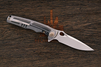 Складной нож We Knife Tyche (limited edition #123 of 150), сталь M390, рукоять карбон/титан