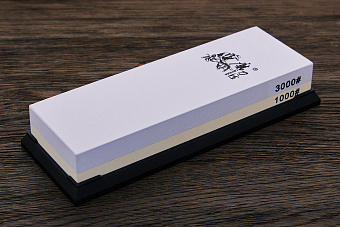 Точильный водный камень 178×60×28мм #3000/#1000 с подставкой
