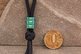 Титановая бусина на темляк «Цилиндр» зеленый