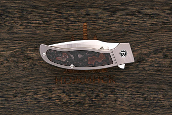 Нож складной QSP Legatus, клинок 89мм, сталь M390, рукоять карбон/титан