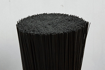 Универсальная браш-подставка Samura для ножей до 220мм, модель KBF-103, черный