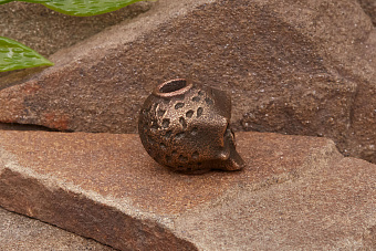 Бусина на темляк «Пришелец» Т2